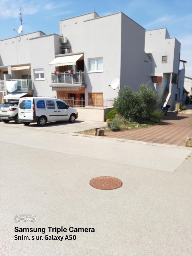 Medo Apartman Novigrad Istria Kültér fotó