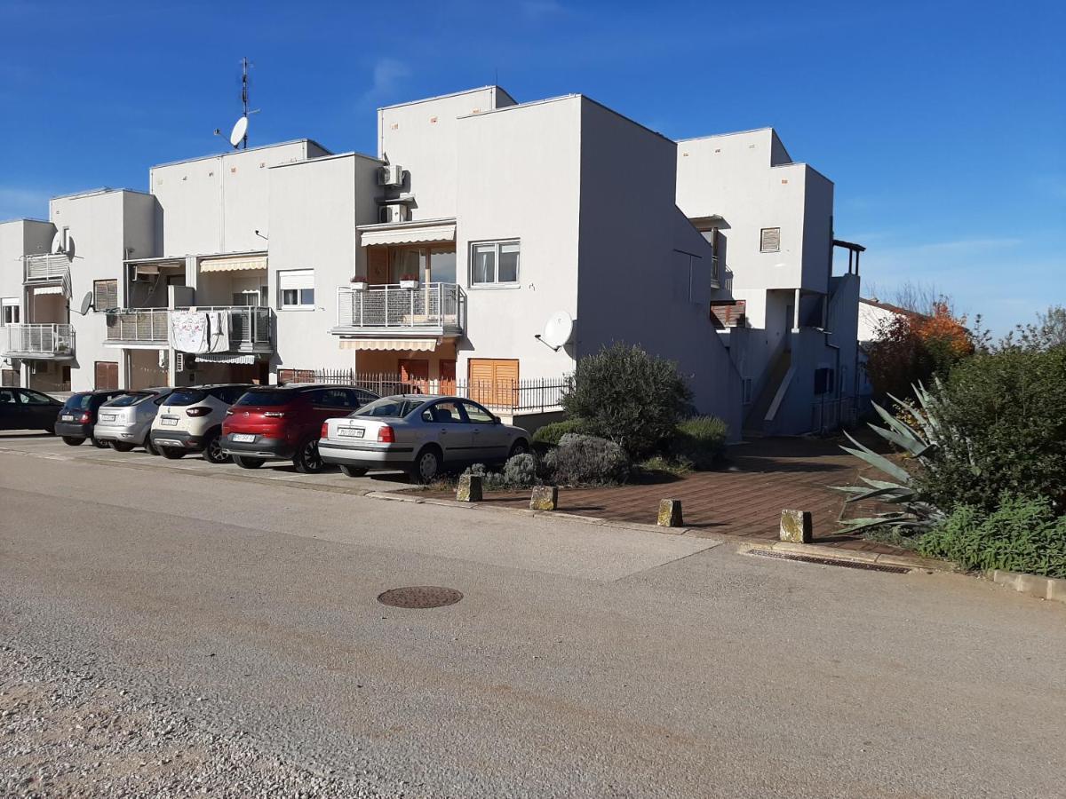 Medo Apartman Novigrad Istria Kültér fotó